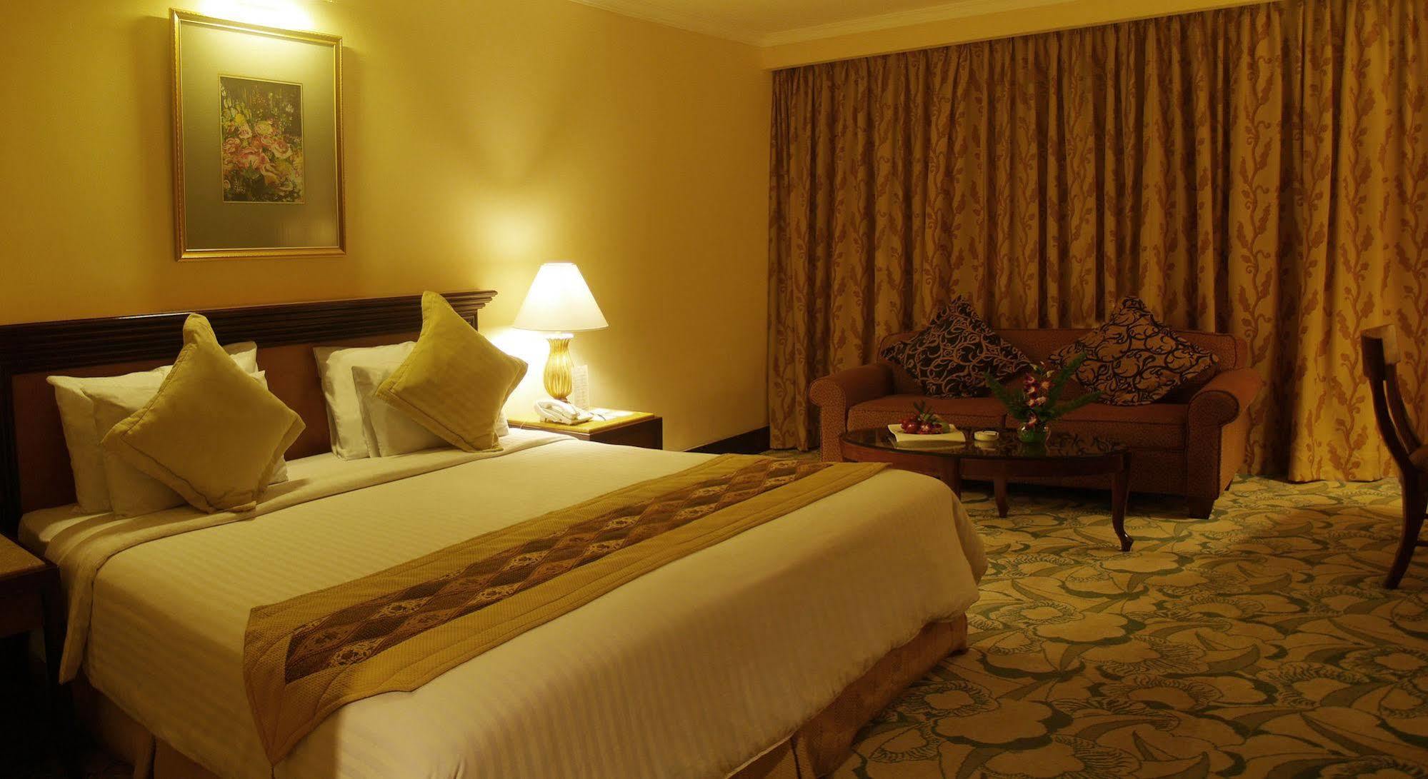 Aston Tropicana Hotel Bandung Exteriér fotografie