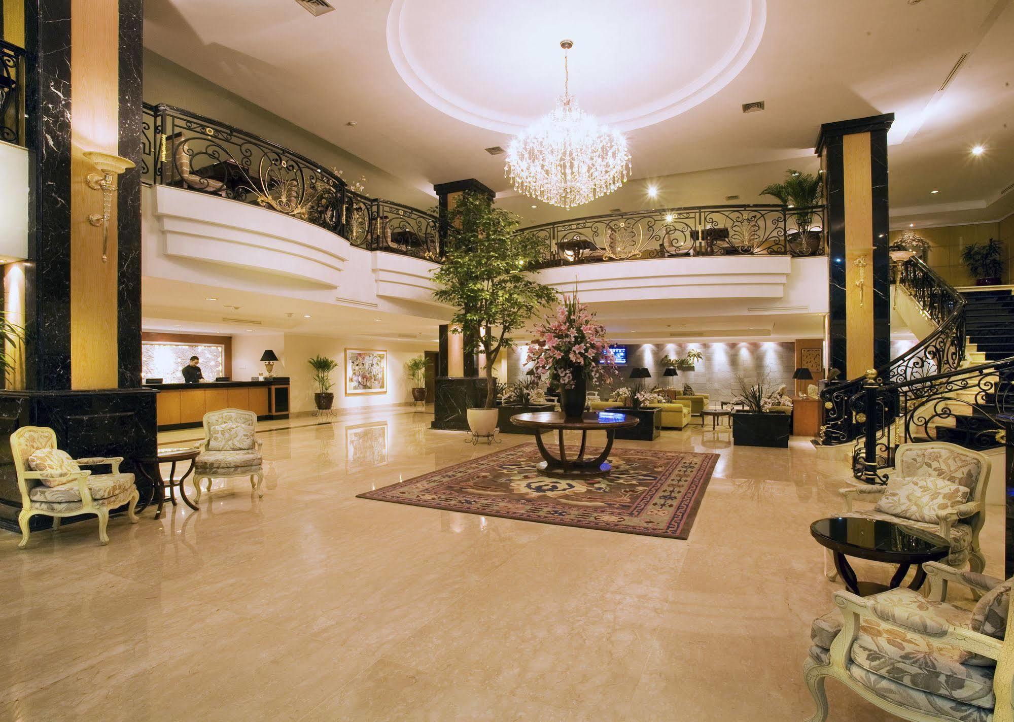 Aston Tropicana Hotel Bandung Exteriér fotografie